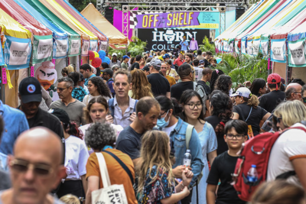 Comenzó la Feria del Libro de Miami, la más antigua de EEUU, con 500 autores y enfoque latino